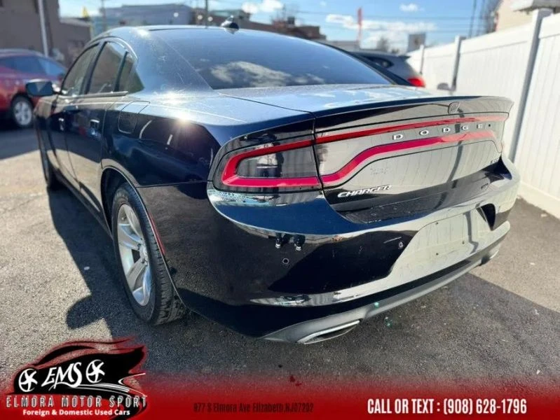 2018 Dodge Charger 7th Gen - Image 8 of 12