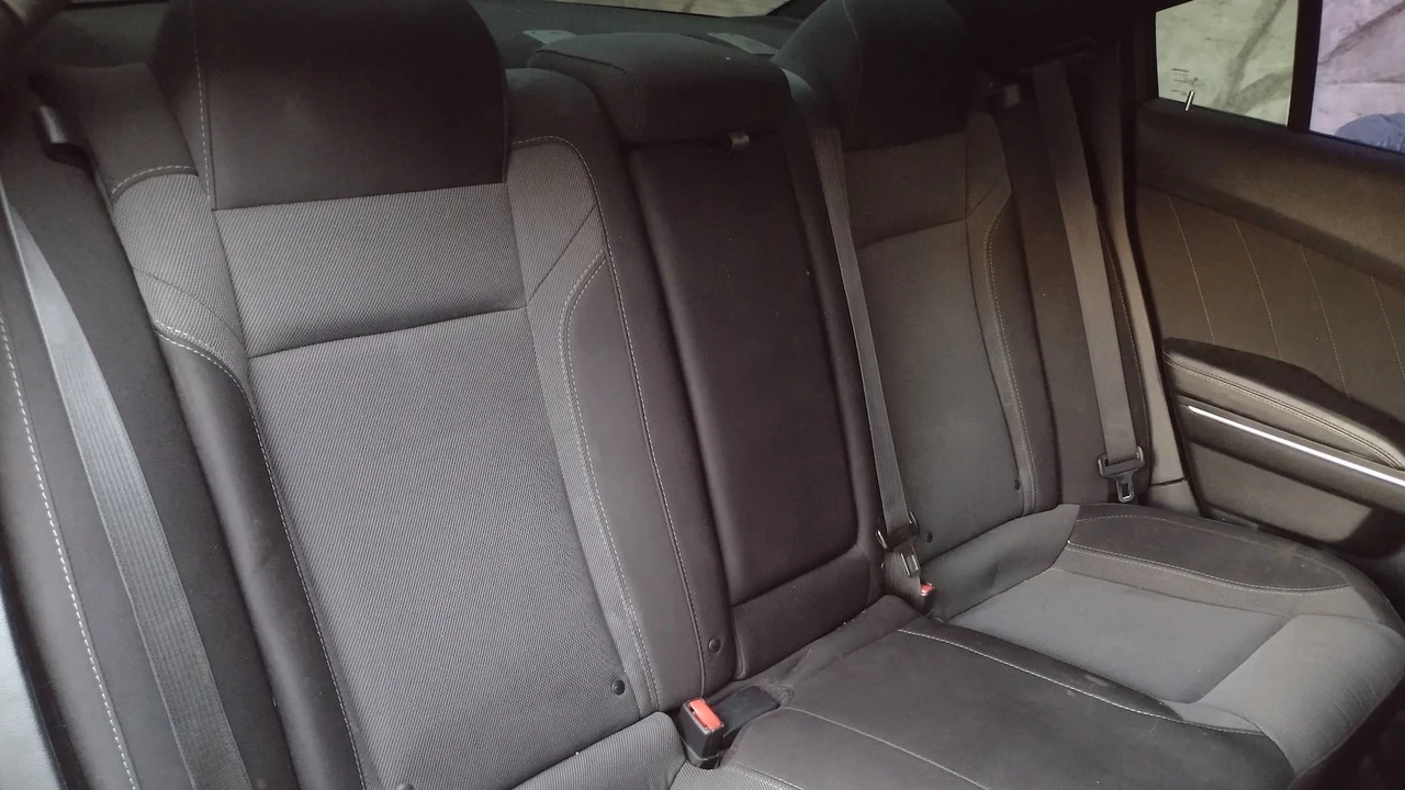 2018 Dodge Charger 7th Gen - Image 7 of 13