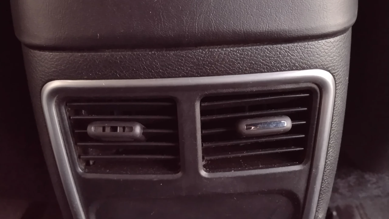 2018 Dodge Charger 7th Gen - Image 10 of 13