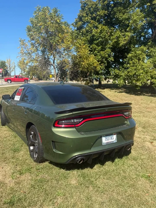 2018 Dodge Charger 7th Gen - Image 2 of 8