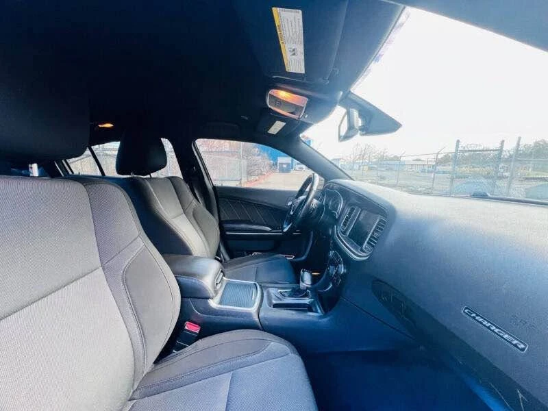 2018 Dodge Charger 7th Gen - Image 10 of 12