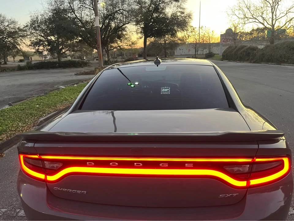 2018 Dodge Charger 7th Gen - Image 9 of 16