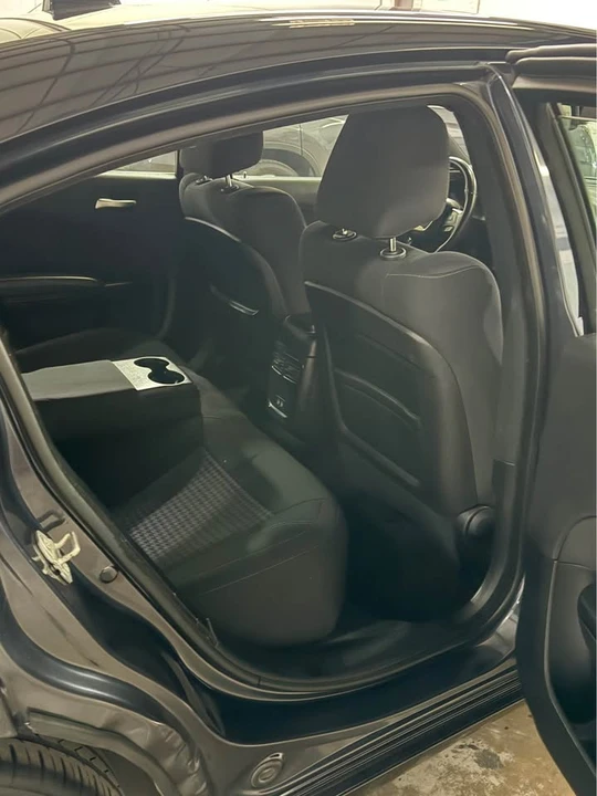 2018 Dodge Charger 7th Gen - Image 8 of 15