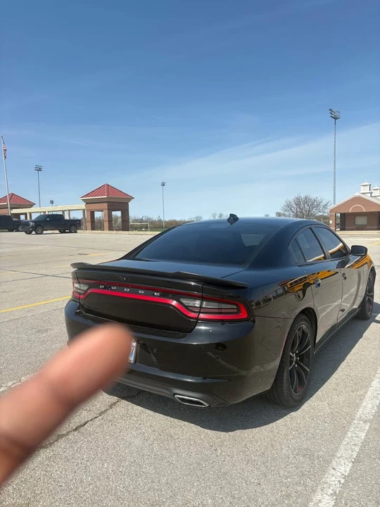 2018 Dodge Charger 7th Gen - Image 7 of 16