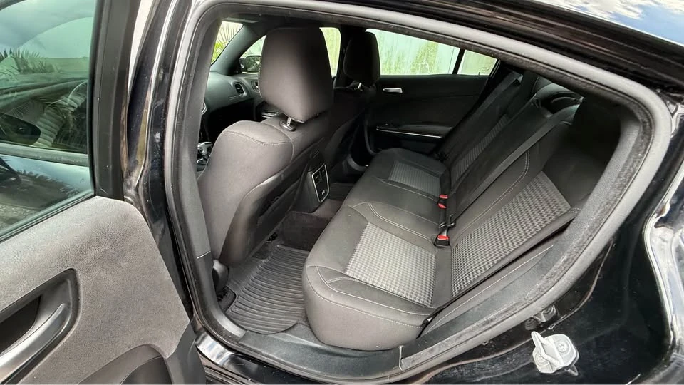 2018 Dodge Charger 7th Gen - Image 14 of 19