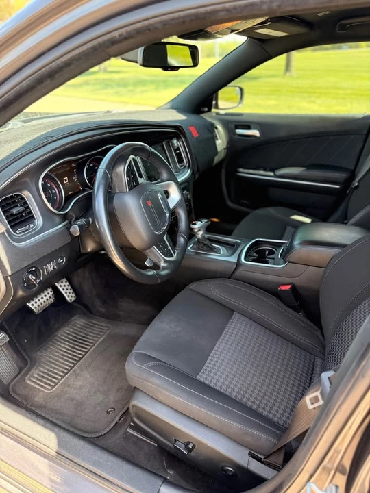2018 Dodge Charger 7th Gen - Image 3 of 3