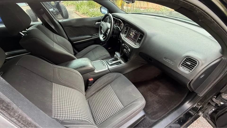 2018 Dodge Charger 7th Gen - Image 17 of 19
