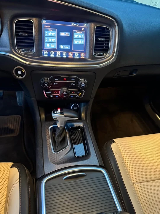 2018 Dodge Charger 7th Gen - Image 15 of 20
