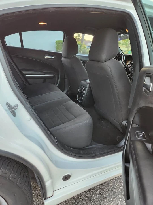 2018 Dodge Charger 7th Gen - Image 5 of 5