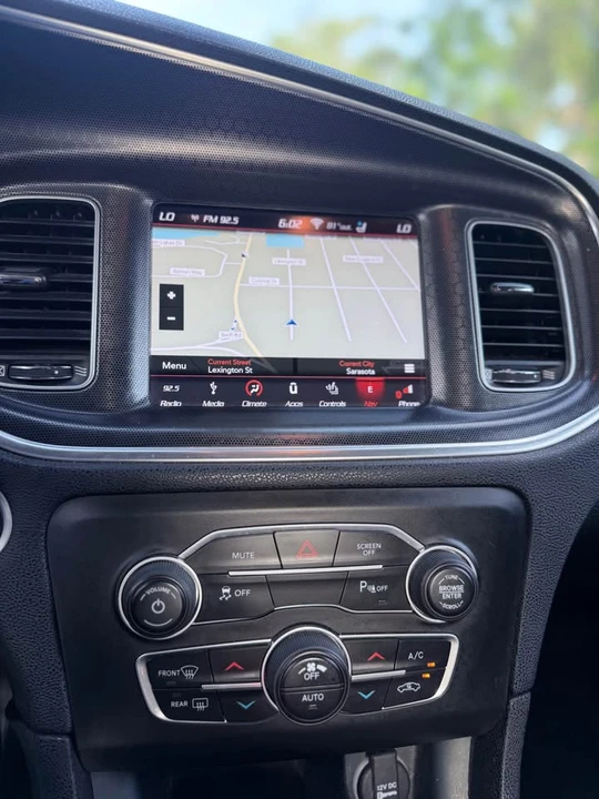 2018 Dodge Charger 7th Gen - Image 14 of 18