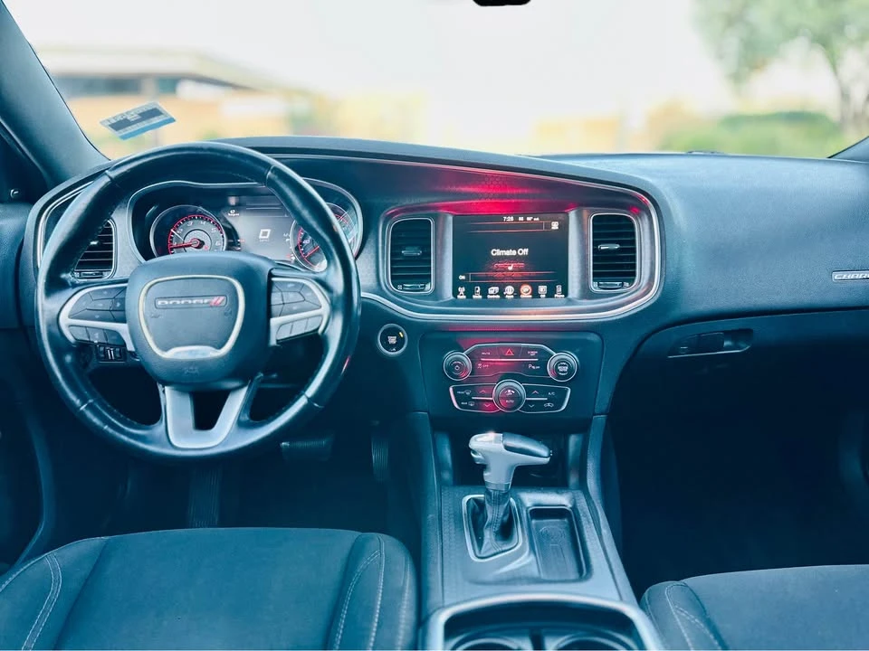 2018 Dodge Charger 7th Gen - Image 10 of 13