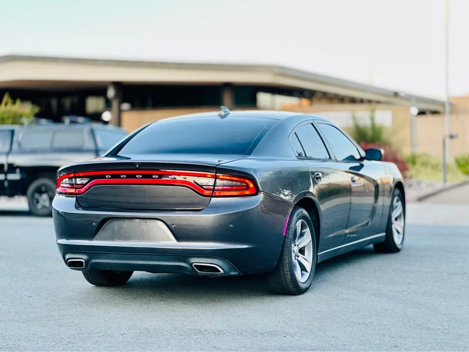 2018 Dodge Charger 7th Gen - Image 4 of 13