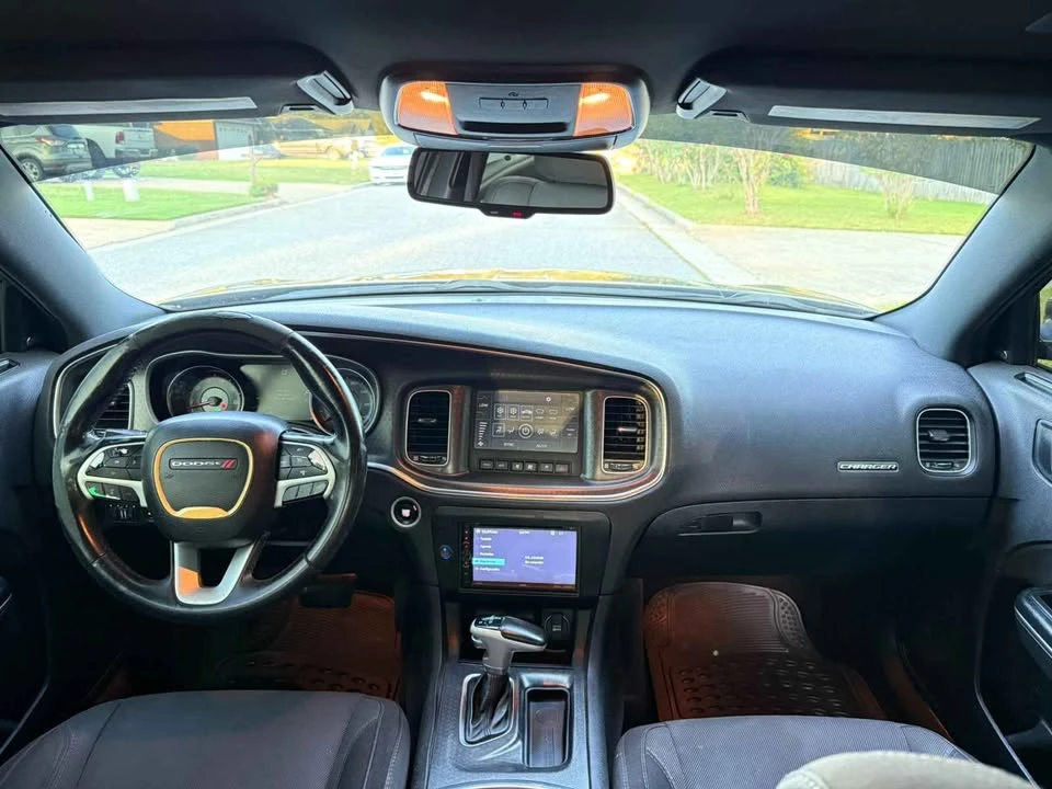 2018 Dodge Charger 7th Gen - Image 15 of 19