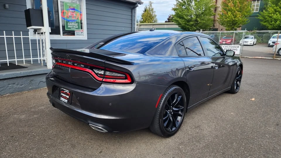 2018 Dodge Charger 7th Gen - Image 5 of 13