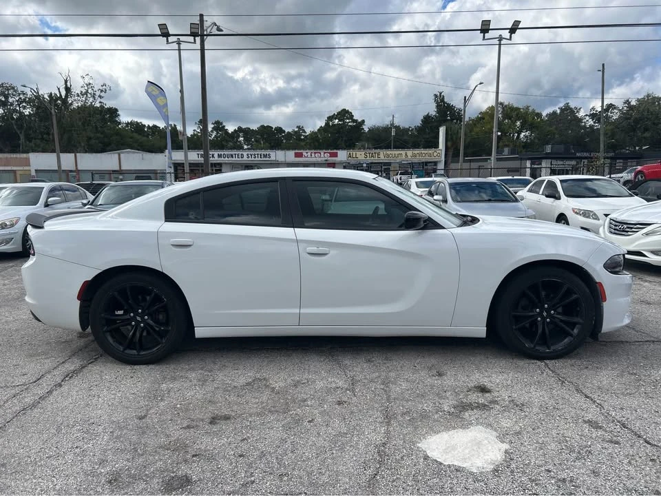 2018 Dodge Charger 7th Gen - Image 4 of 15