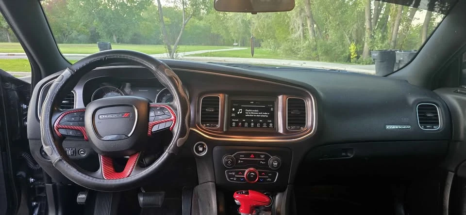 2018 Dodge Charger 7th Gen - Image 13 of 15