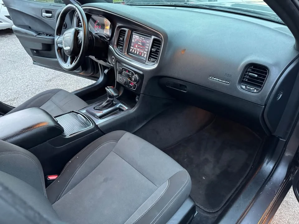 2018 Dodge Charger 7th Gen - Image 15 of 20