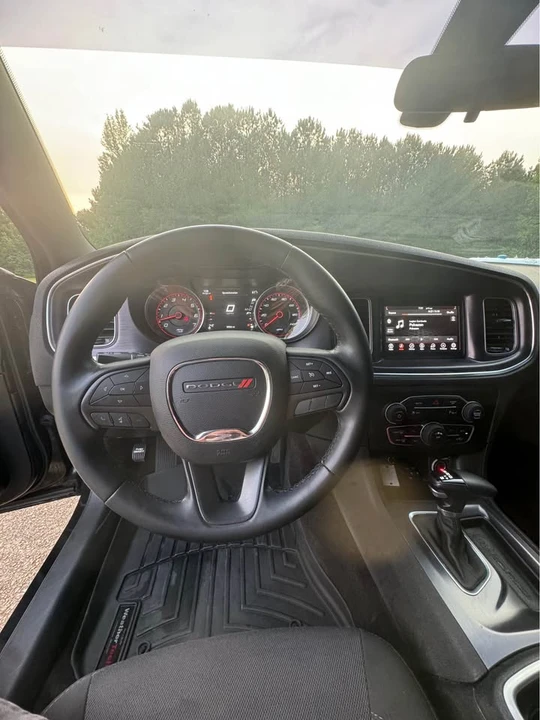 2018 Dodge Charger 7th Gen - Image 13 of 14