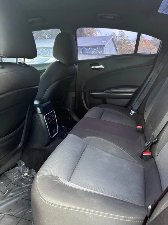 2018 Dodge Charger 7th Gen - Image 7 of 9
