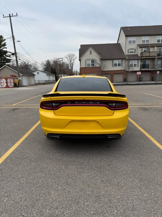 2018 Dodge Charger 7th Gen - Image 5 of 11