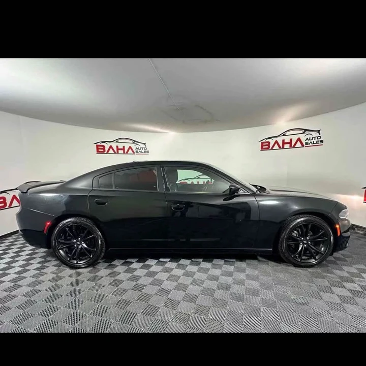 2018 Dodge Charger - Image 5 of 11
