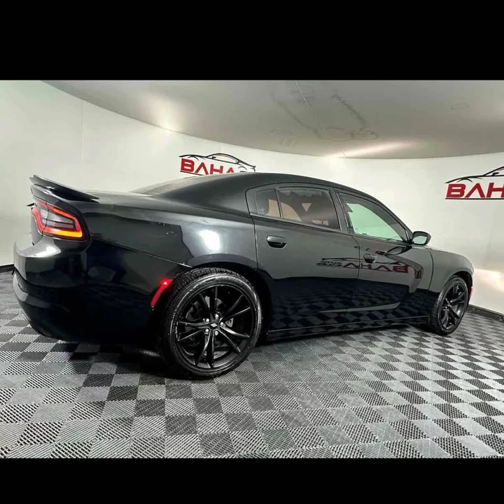 2018 Dodge Charger - Image 4 of 11
