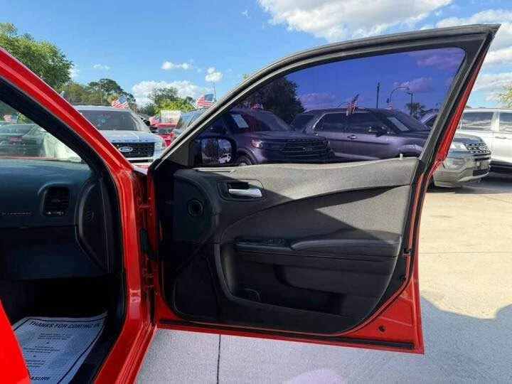 2018 Dodge Charger 7th Gen - Image 8 of 16