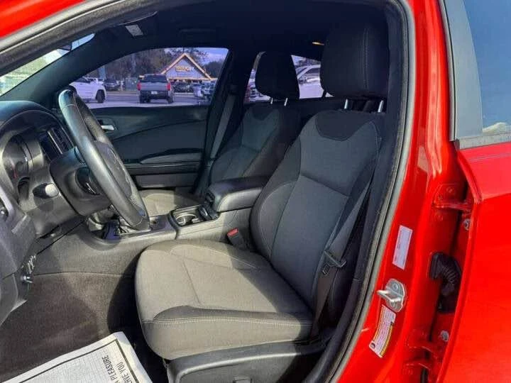 2018 Dodge Charger 7th Gen - Image 12 of 16