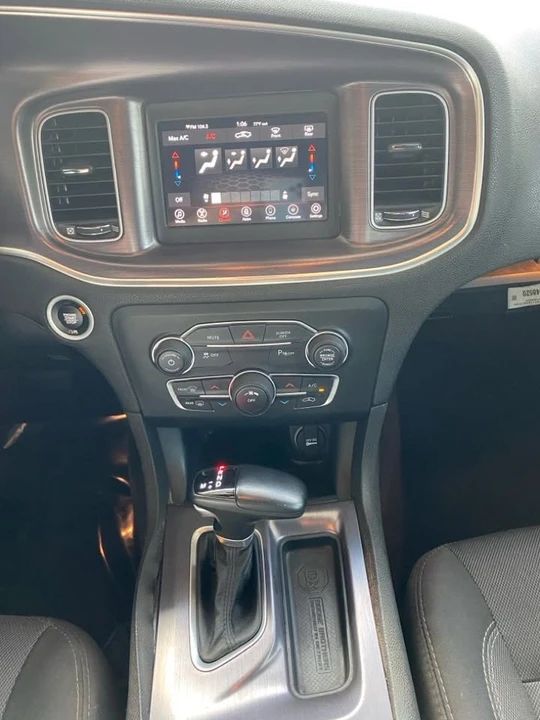 2018 Dodge Charger 7th Gen - Image 17 of 20