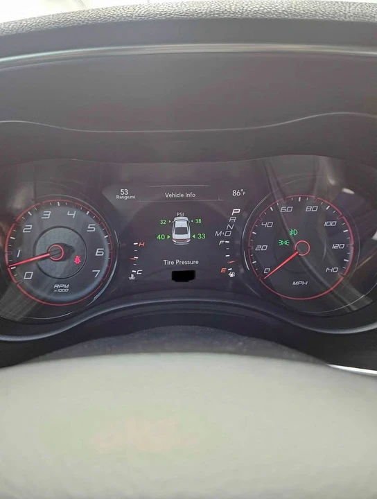 2018 Dodge Charger 7th Gen - Image 8 of 12