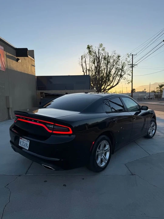 2018 Dodge Charger 7th Gen - Image 3 of 10