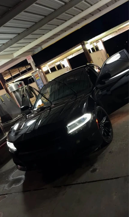 2018 Dodge Charger 7th Gen - Image 2 of 5