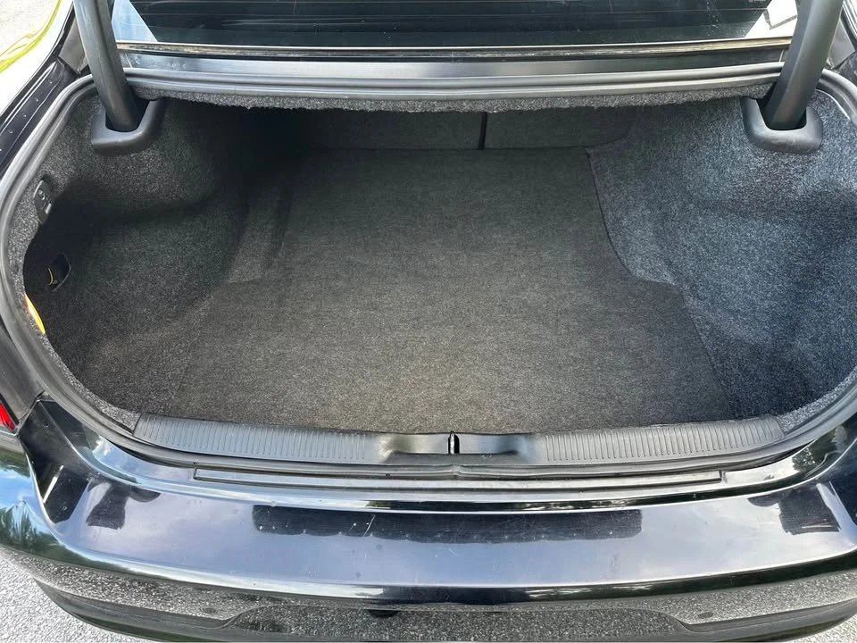 2018 Dodge Charger 7th Gen - Image 13 of 15