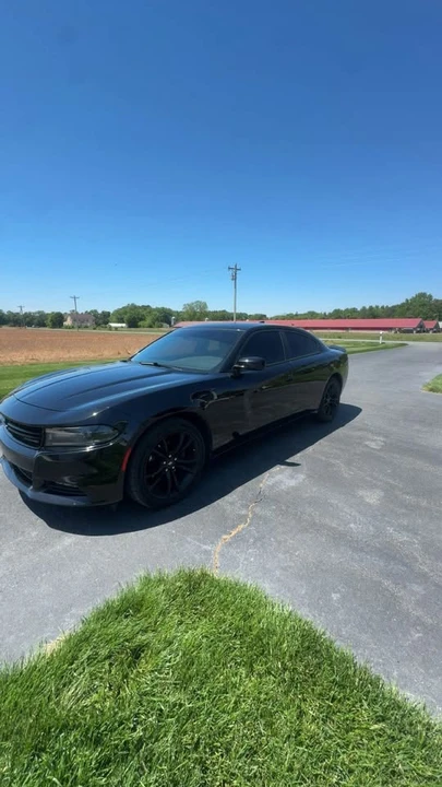 2018 Dodge Charger 7th Gen - Image 2 of 5