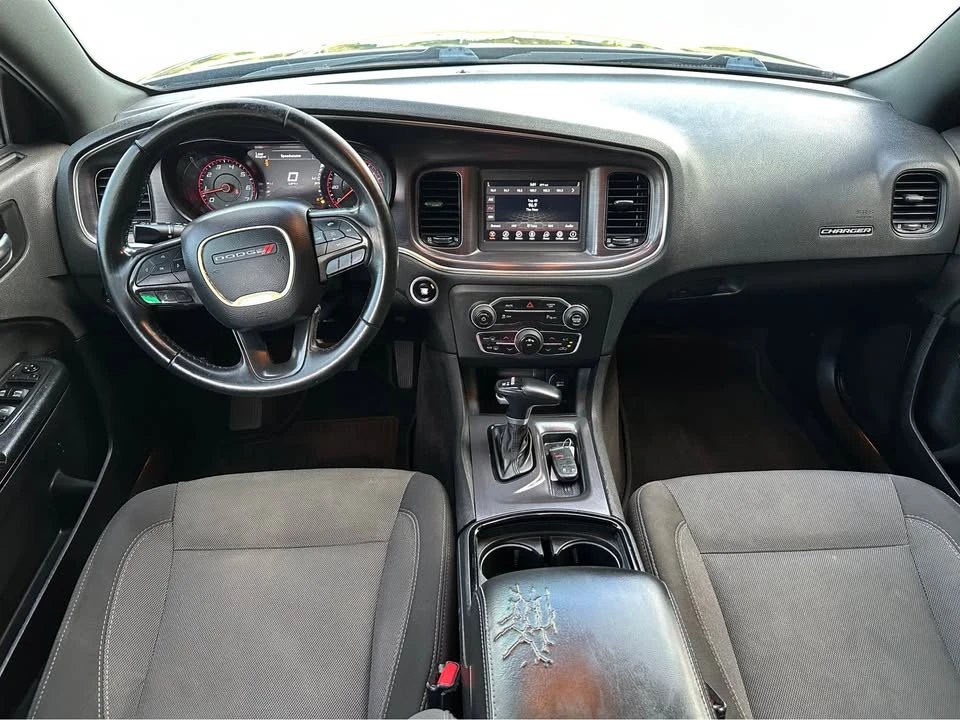 2018 Dodge Charger 7th Gen - Image 9 of 15
