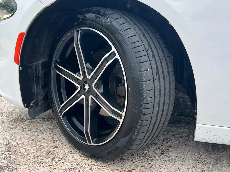 2018 Dodge Charger 7th Gen - Image 13 of 13