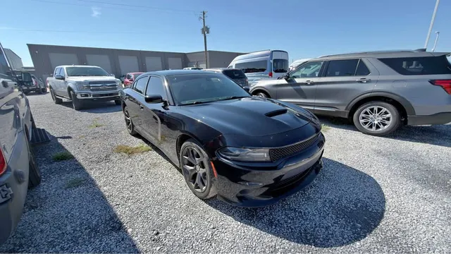 2018 Dodge Charger SXT Sedan 4D