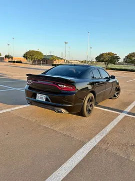 2018 Dodge Charger SXT Sedan 4D