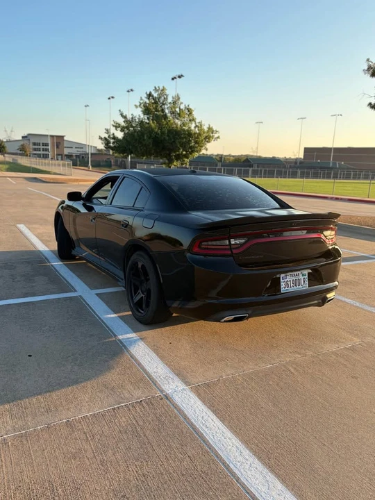 2018 Dodge Charger 7th Gen - Image 2 of 10