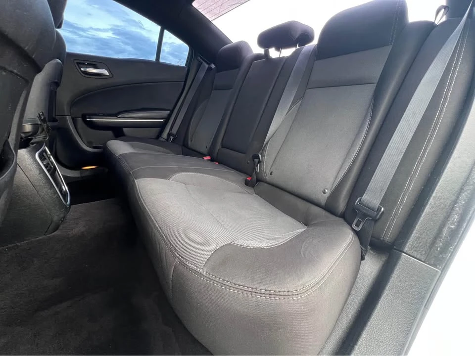 2018 Dodge Charger 7th Gen - Image 11 of 13