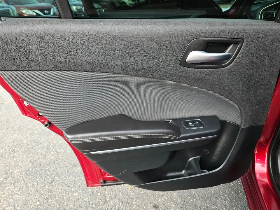 2018 Dodge Charger 7th Gen - Image 13 of 20