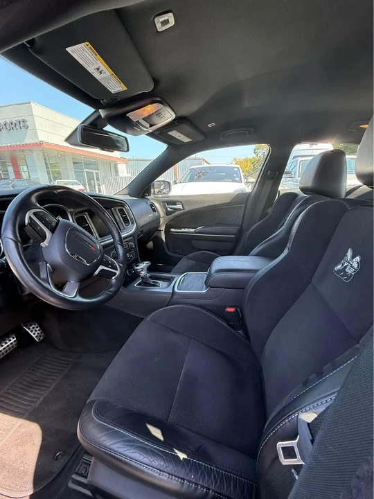 2018 Dodge Charger SRT & 392 7th Gen - Image 6 of 7