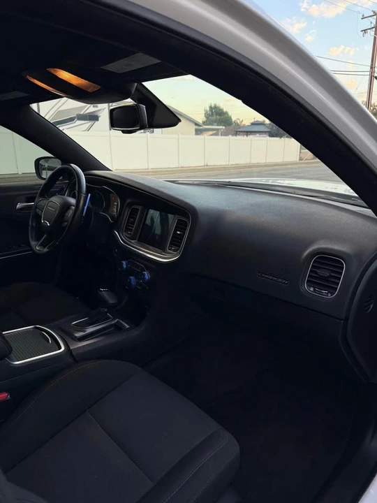 2018 Dodge Charger SRT & 392 7th Gen - Image 8 of 10