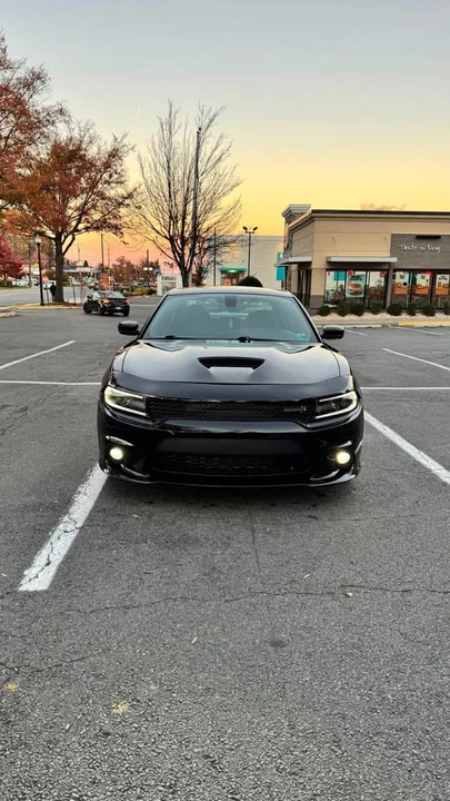 2018 Dodge Charger SRT & 392 7th Gen - Image 2 of 19