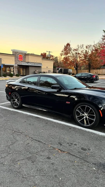 2018 Dodge Charger SRT & 392 7th Gen - Image 4 of 19