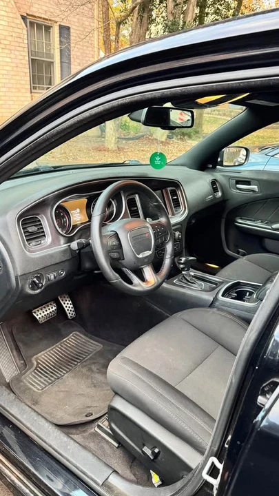 2018 Dodge Charger SRT & 392 7th Gen - Image 17 of 19