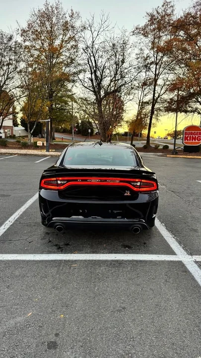 2018 Dodge Charger SRT & 392 7th Gen - Image 7 of 19
