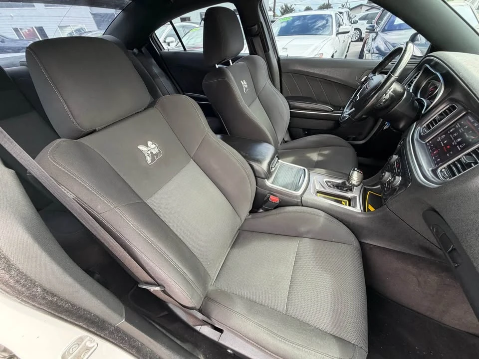 2018 Dodge Charger SRT & 392 7th Gen - Image 15 of 19