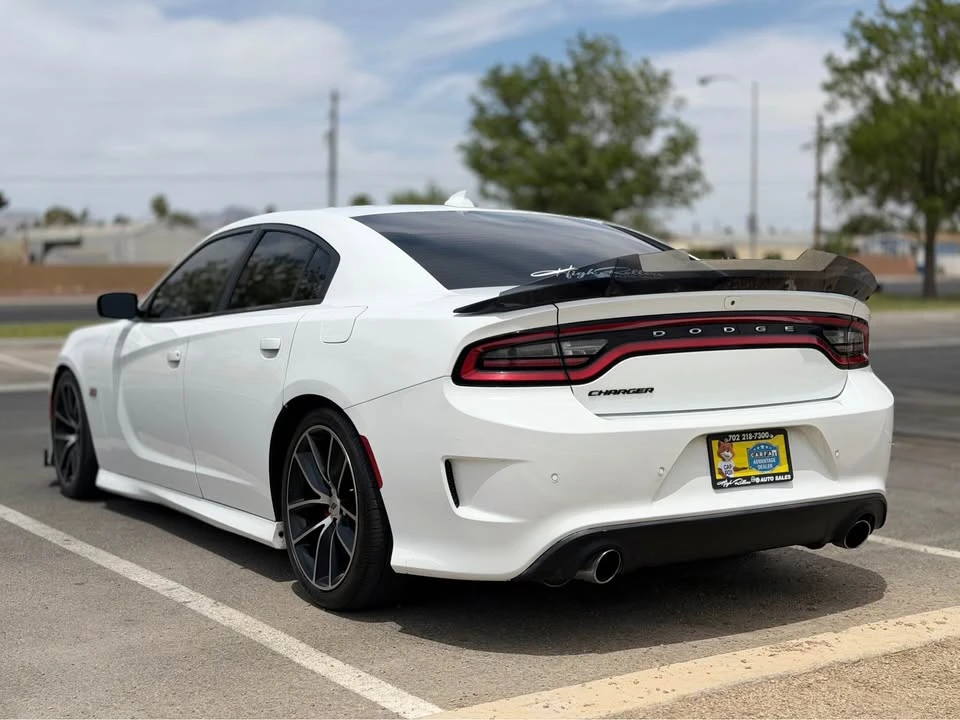 2018 Dodge Charger SRT & 392 7th Gen - Image 5 of 13