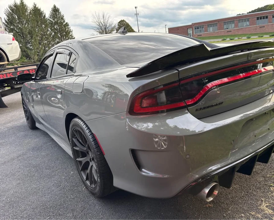 2018 Dodge Charger SRT & 392 7th Gen - Image 4 of 12